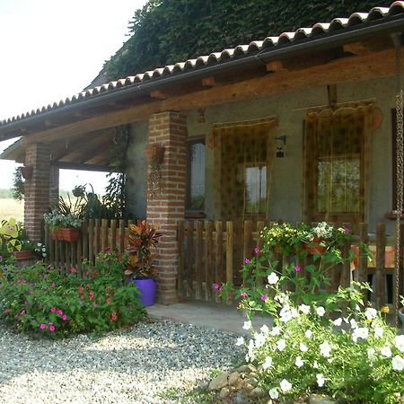 Cascina Beneficio Villa Castelnuovo Bormida Exterior foto