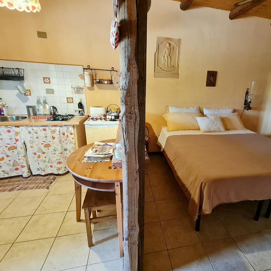 Cascina Beneficio Villa Castelnuovo Bormida Exterior foto